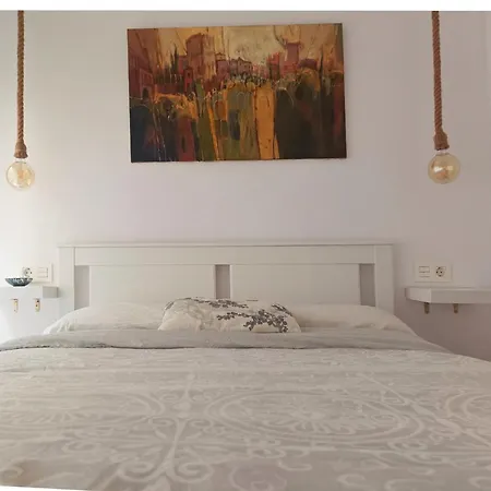 Mariana Apartment Granada